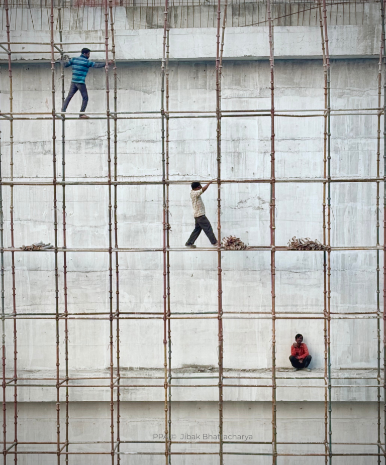 Tic Tac Toe Reimagined on Urban Scaffold