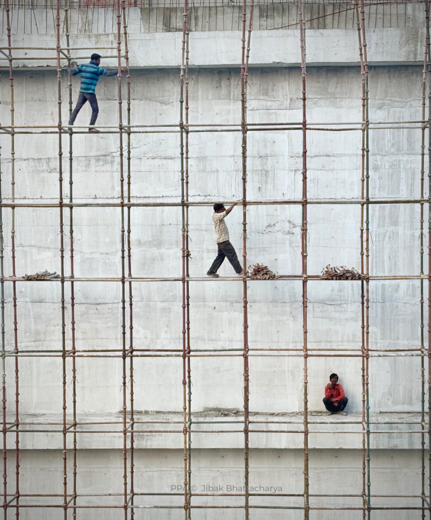 Tic Tac Toe Reimagined on Urban Scaffold
